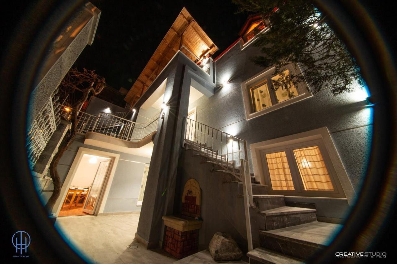Trako'S Home Korce Exterior photo